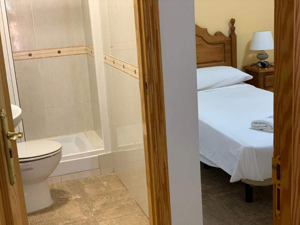 Hostal Sesena Zewnętrze zdjęcie
