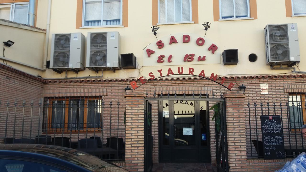 Hostal Sesena Zewnętrze zdjęcie
