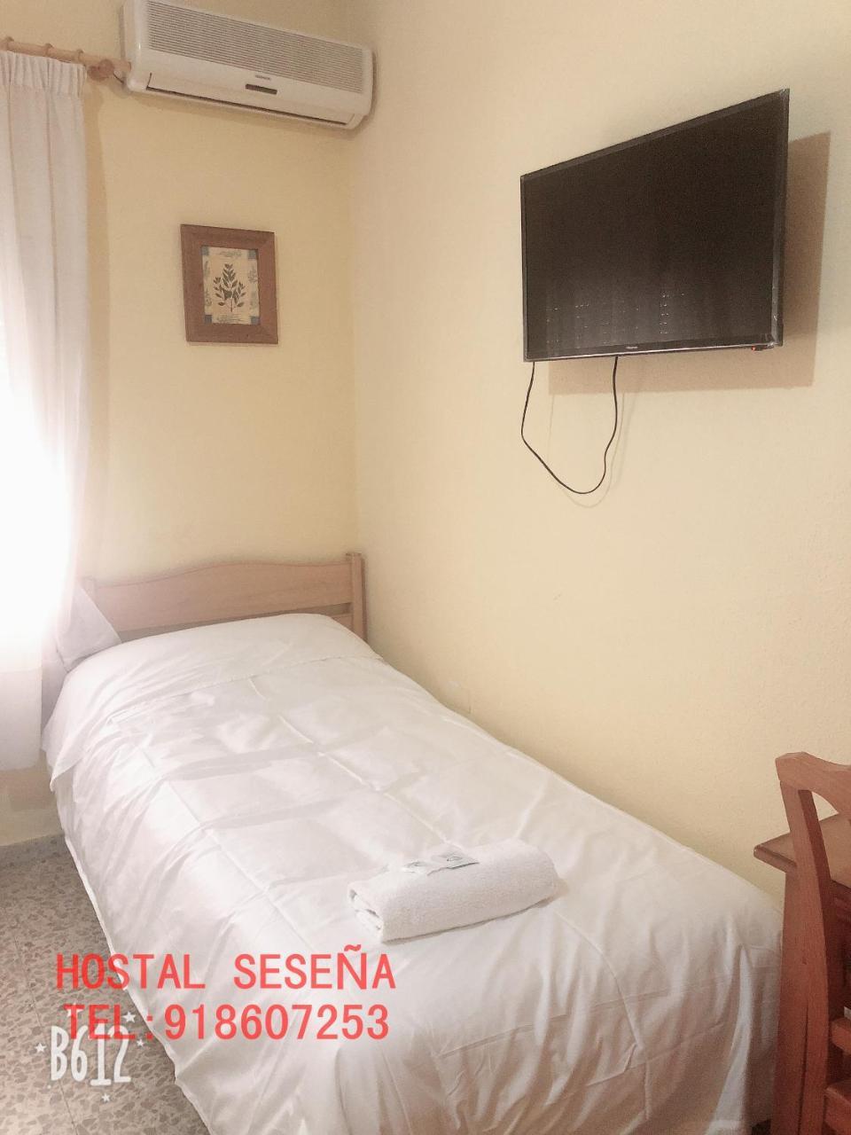 Hostal Sesena Zewnętrze zdjęcie